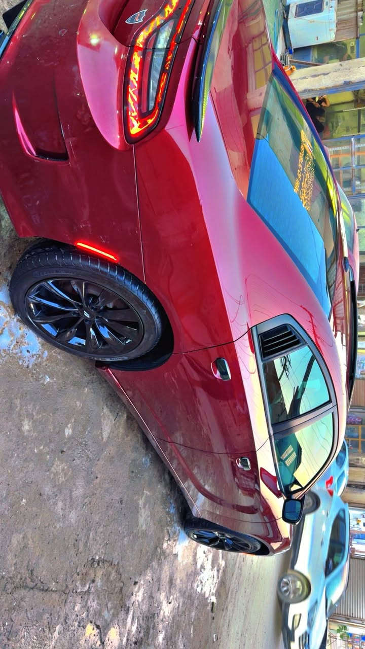 السلام عليكم جارجر 2020 اصل رقم بغداد دولي بسمي  السياره بلاص فوول حادثها فقط جاملغ امامي مبدل وبيها بارد بدون ايرباك السياره وبدون شاصي وهاي السوالف مال جناي مو بياع شراي ماشيه 83 ميل السياره صفر مسج ( مابيها عطل بلعينه ابد) ولا ايرباك جاهزه وتخم تاير اويل صار كم يوم مبدله حته الدهم صار سبوع والدفتر مختوم مالها بلتاريخ 

السعر 220$ عنواني البصره التنومه كردلاند 

***********
