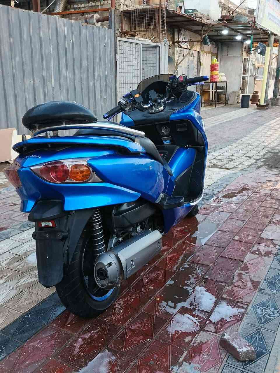 السلام عليكم اخوان دراجه فورزه 010 s7للبيع مكفوله كفاله عامه وين مايعجبك اخذ وفحص كامله برغي مابيه نقص صارله شهرين من طالعه من الرمبه السعر 14وبيه مجال الاستفسار ***********
