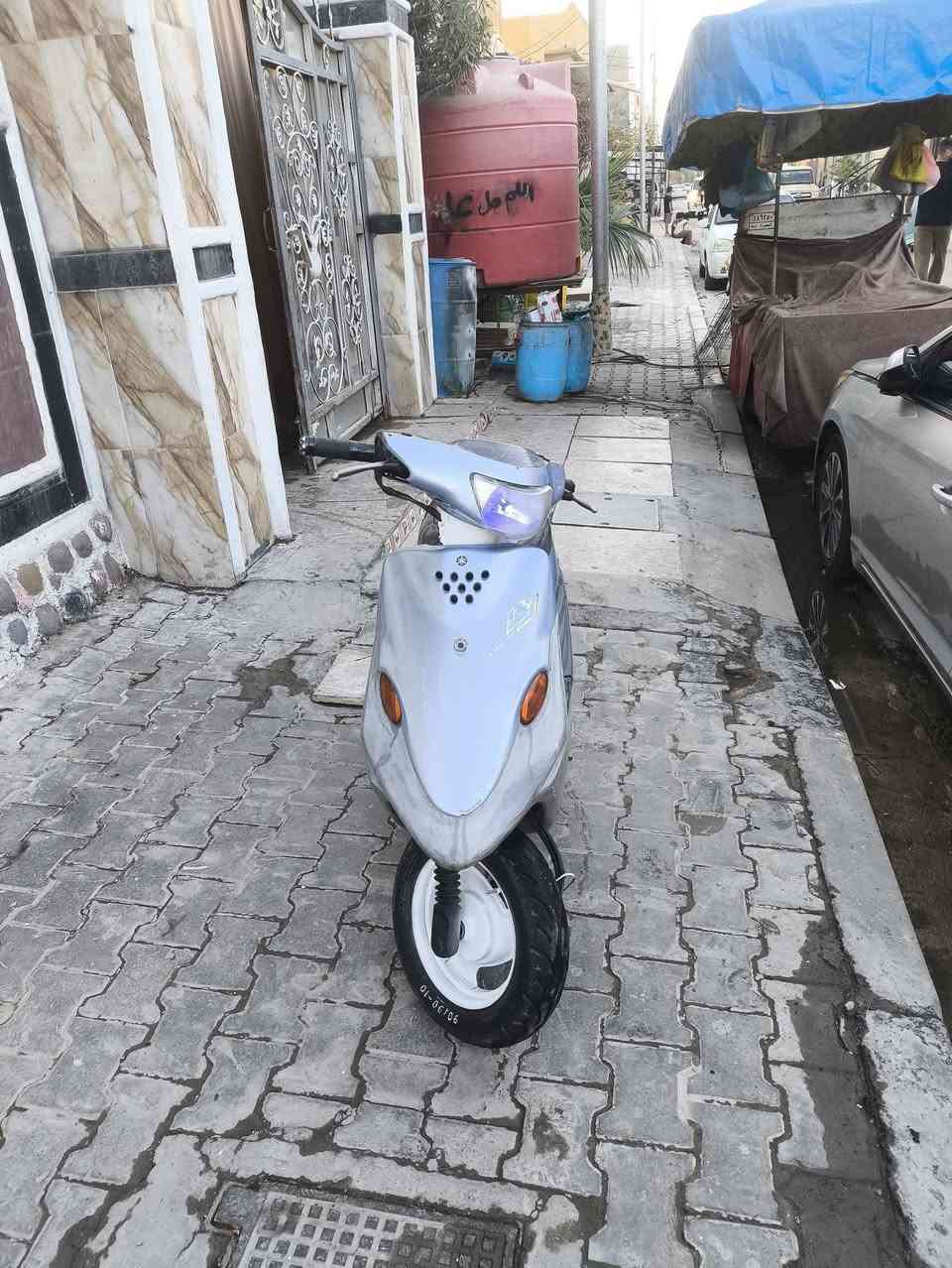 سلام عليكم دراجه 9ازروف نضيفه جدا مكينه خرسه ماشالله مامجفته دك 75 مشي حقيقي دراجه نضيفه اخت الجديده كلشي مابيه تجي تشوفه بعيونك الدراجه سوليلي الدراجه والمكينه مامتعبينه مال بيت مجمبزه سله بوليس وبكلايت رماش كلوب امامي ناصي عالي سلف شغال بس دكمه مكطعوعه الباتري مابي شي سعرها 650 وبيه مجال الشرايه مستعجل  على بيعته محتاج الله شاهد الاستفسار((((((رقم وتساب ***********))))))))📌📌مكان.
البصره المعقل
