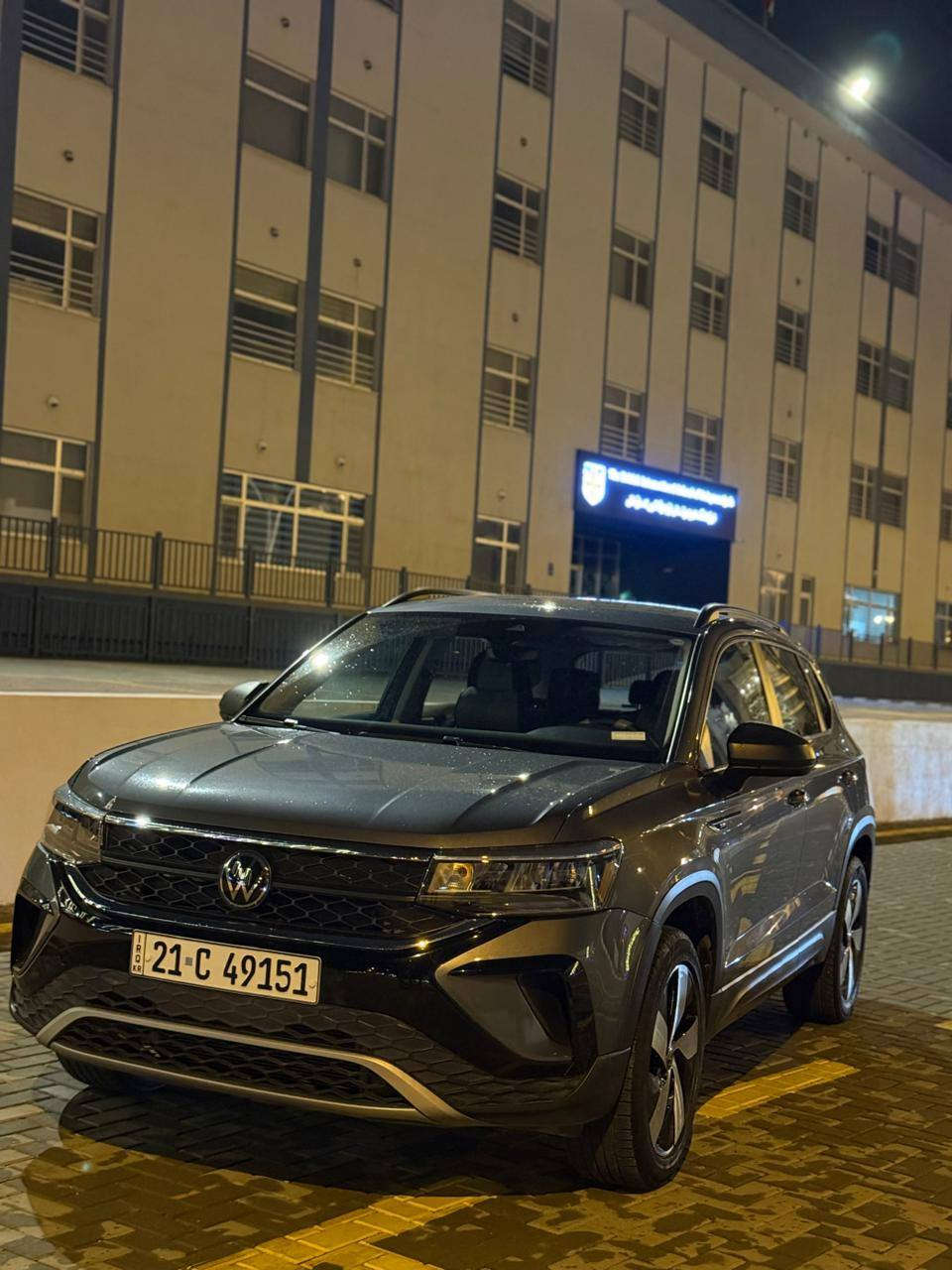 ڤۆڵگسواگن تاوس 2023 مەکینەی 15 تۆربۆ 
24 هەزارڕۆشتوە
کوشن هیتەرە.
سوکان هیتەرە.
گێچ ئەلیک ترۆنی.
ڕادار  خەتی جادە .
دەبل ئەکسل+.
چوار مۆد لێخوڕینی هەیە.
بەنیسبەت بۆیاخەوە دەرگای سایەق
یەک پەلە ساردی هەیە واتە بێ بۆیاخ 

سعر: لە کۆمێنت داوای بکە ڕاستەوخۆ بۆت دێت 📩 

گێڕومەکینەو کارەبای بەشەرت 
سەیارەکە زۆر پاکەو کەم ڕۆشتوە 
ڕەقەمو سەنەوی تازەیە 

ژمارەی خاوەنەکەی 
***********
