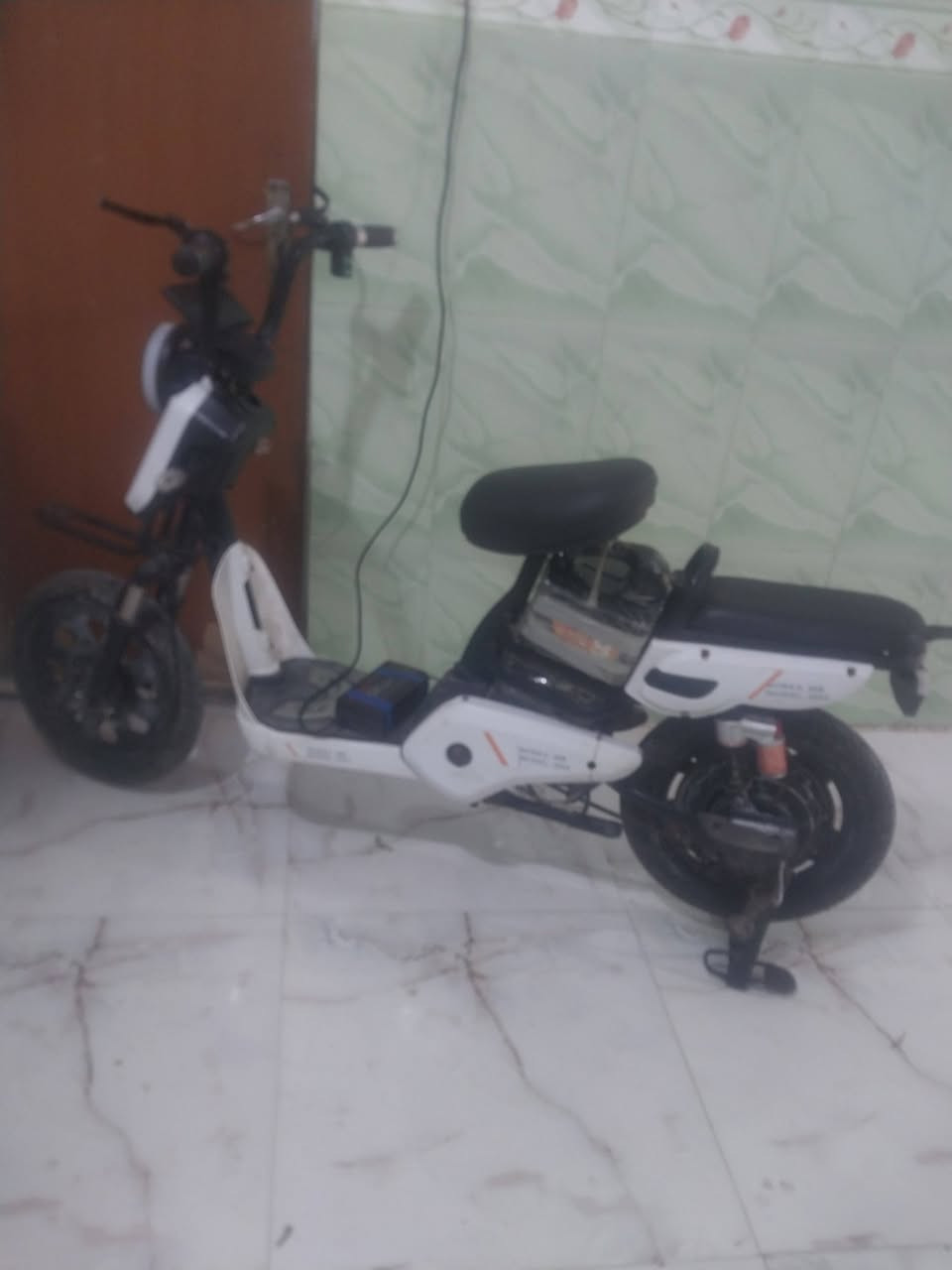 سلام عليكم دراجه شحن عوزها بطاريات سعرها 150 رقم الهاتف
***********
