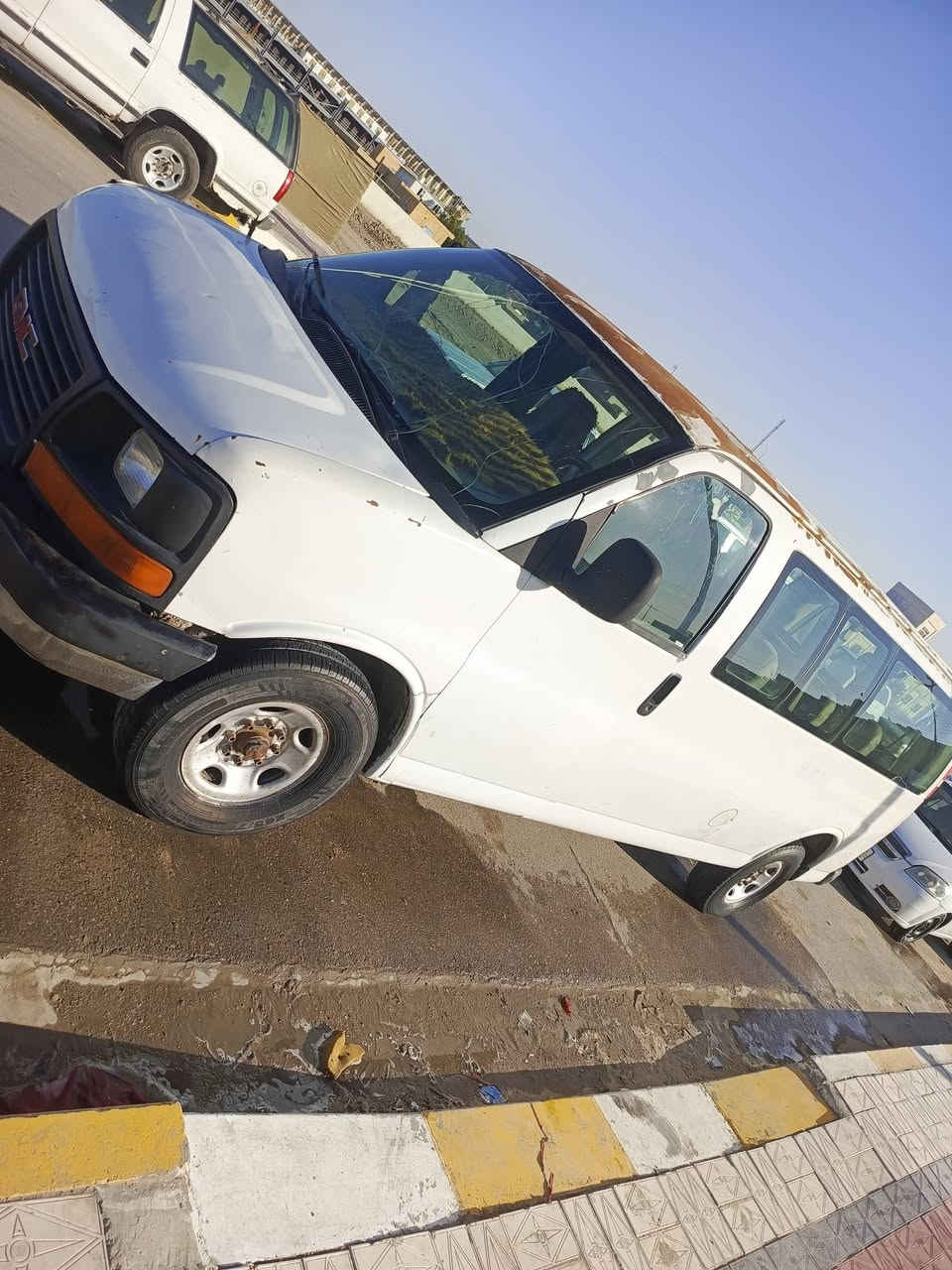 سلام عليكم سفانه البيع موديل 98مكفوله كفاله عامه مكانه ناصريه مداور ثاني يوم  واستفسار ***********
