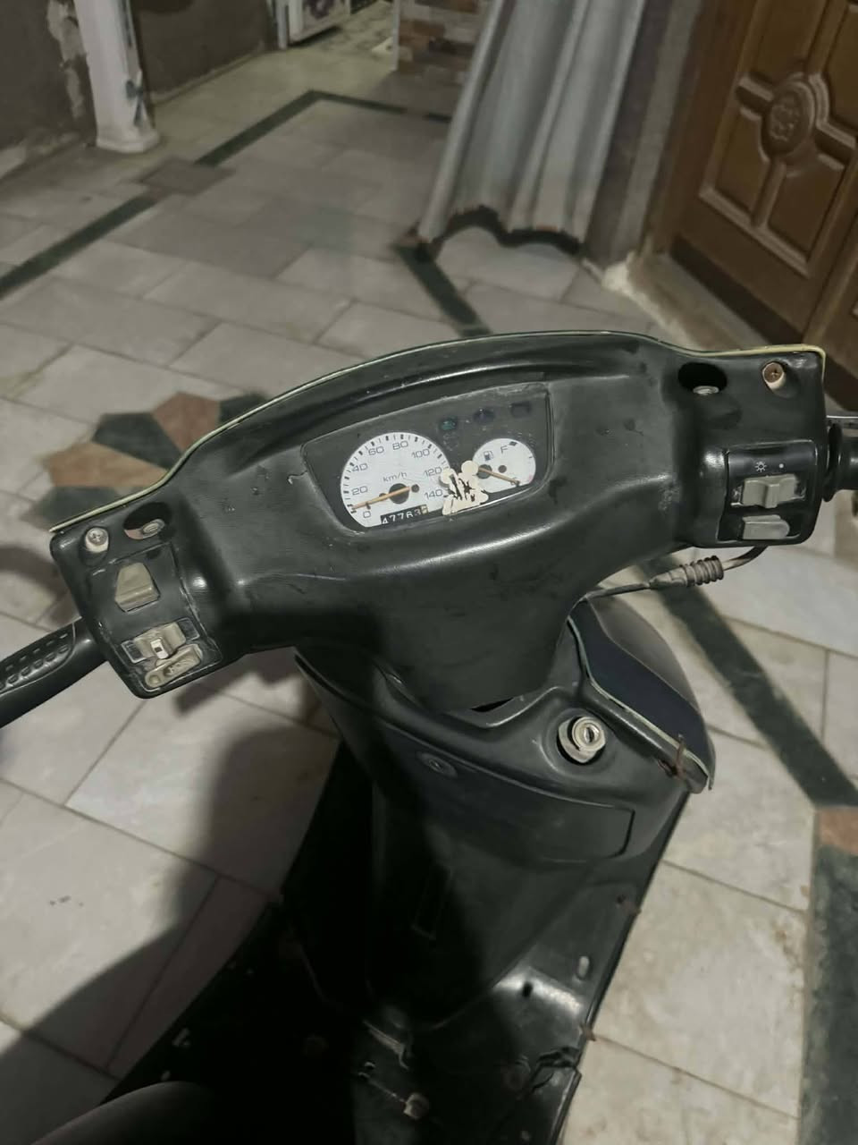 سلام عليكم دراجه للبيع نضيفه مكينه ما مفتوح نضيفه :للتواصل *********** واتساب
السعر  250 وبيه مجال
