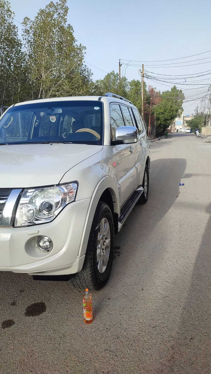 سلام عليكم ورحمه الله وبركاته💖
نوع السياره/  باجيرو حبتور🤍
 
الموديل/2014🤍

لون/ابيض صدفي🤍

السياره كفاله عامه🤍
 

كشنات جلد كهرباء 🤍

السعر/170وبيها مجال🤍

المكان/ بغداد ام الأكبر والاغزلان 

رقم الهاتف/***********
