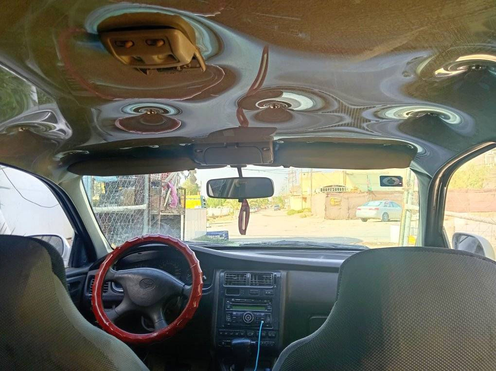 سلام عليكم 
كرونه 1995 رقم بغداد انكليزي بأسمي
تبريد ثلج
حداديه جديده كهربائيات كلهه شغاله كير محرك جدد 
مكفوله من الضربه والصبغ مكان السياره النجف ابو صخير  
***********
