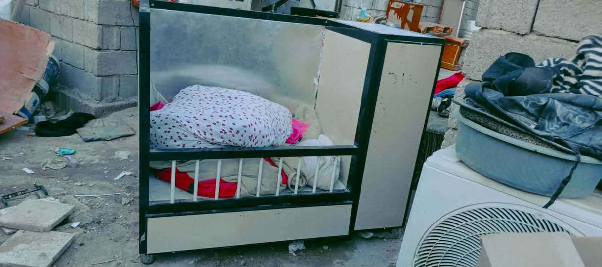 اغراض بيت للبيع جلسه كبيرة يرادلها تعديل ب125 والكنتور كويتي 6 باب ب100 حوض السمك ب50 جلسه 4 امتار مع زاويه نضيفه كلش ب 150 مرايه ب50 جرباية طفل تفصال ب150 وبيهن مجال اي استفسار راسلوني خاص البصرة, العراق


**إذا كنت صاحب هذا الإعلان وتريد حذفه لأي سبب، رجاءا أرسل رسالة إلى الدعم الفني**