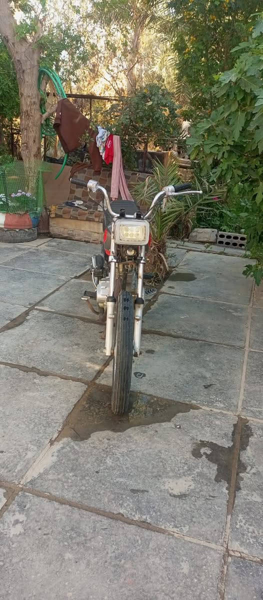 سلام عليكم دراجه نامه شلامجه للبيع سعر ٢٧٥وبيه مجال بسيط
***********
