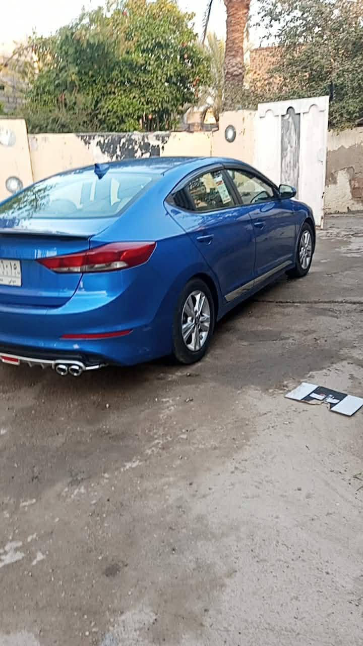 موديل 17 مكينه 2000 
شراي يتصل مكاني ديالى
مكفوله سونار كدامك 
ملاحضه رقم جديد بيهه لدولي
‏‪***********‬‏
