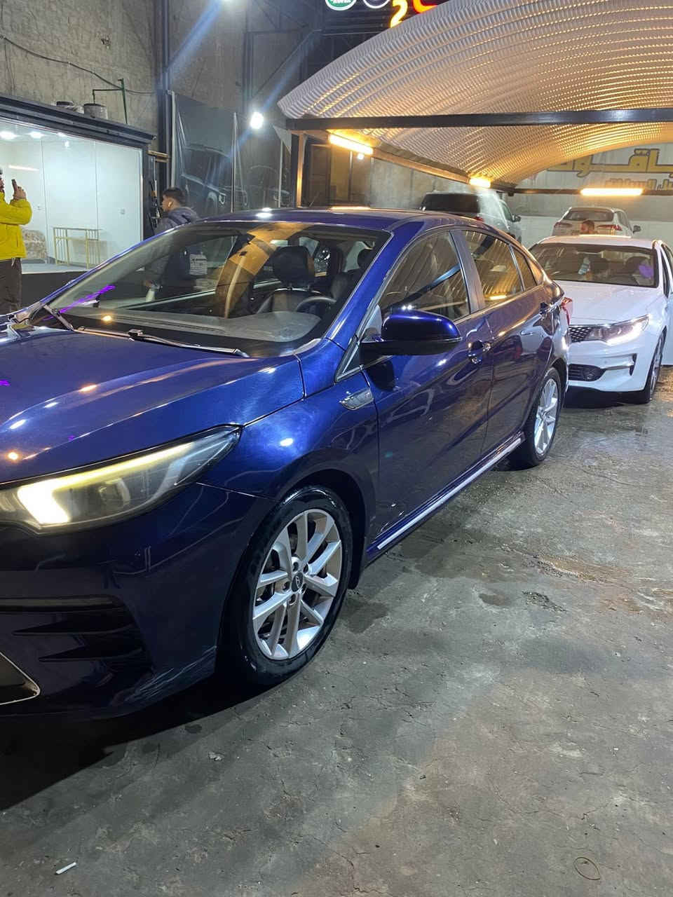 للبيع اريزو ٦ مديل ٢٣ نص فول بغداد باسم صاحبه بيع ٣ قطع صبغ فقط سيارة نضيفة وجاهزة  بكانه بغداد سعره ١٠٥ ورقة وبيه مجال حك الجية ***********
