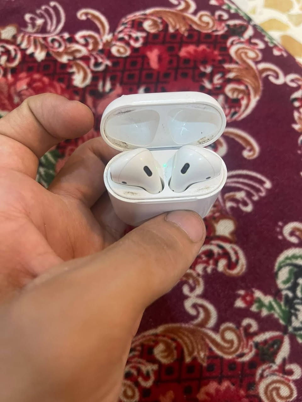 يا الله
سامسونك A 51 
ذاكره 128 
عشوائيه 6
ببجي 60 فريم 
كامرات صوت اتصال تكنيك كلشي شغال بدون اي خلل
مستبدل شاشه نوعيه زينه وبيها فطر مثل ما موضح 
سماعة ايربود ابل الجيل الثاني اصلي 
عارضهن للبيع او مراوس حسب القناعه 
مكاني بغداد المحموديه 
*********** واتساب متواجد
