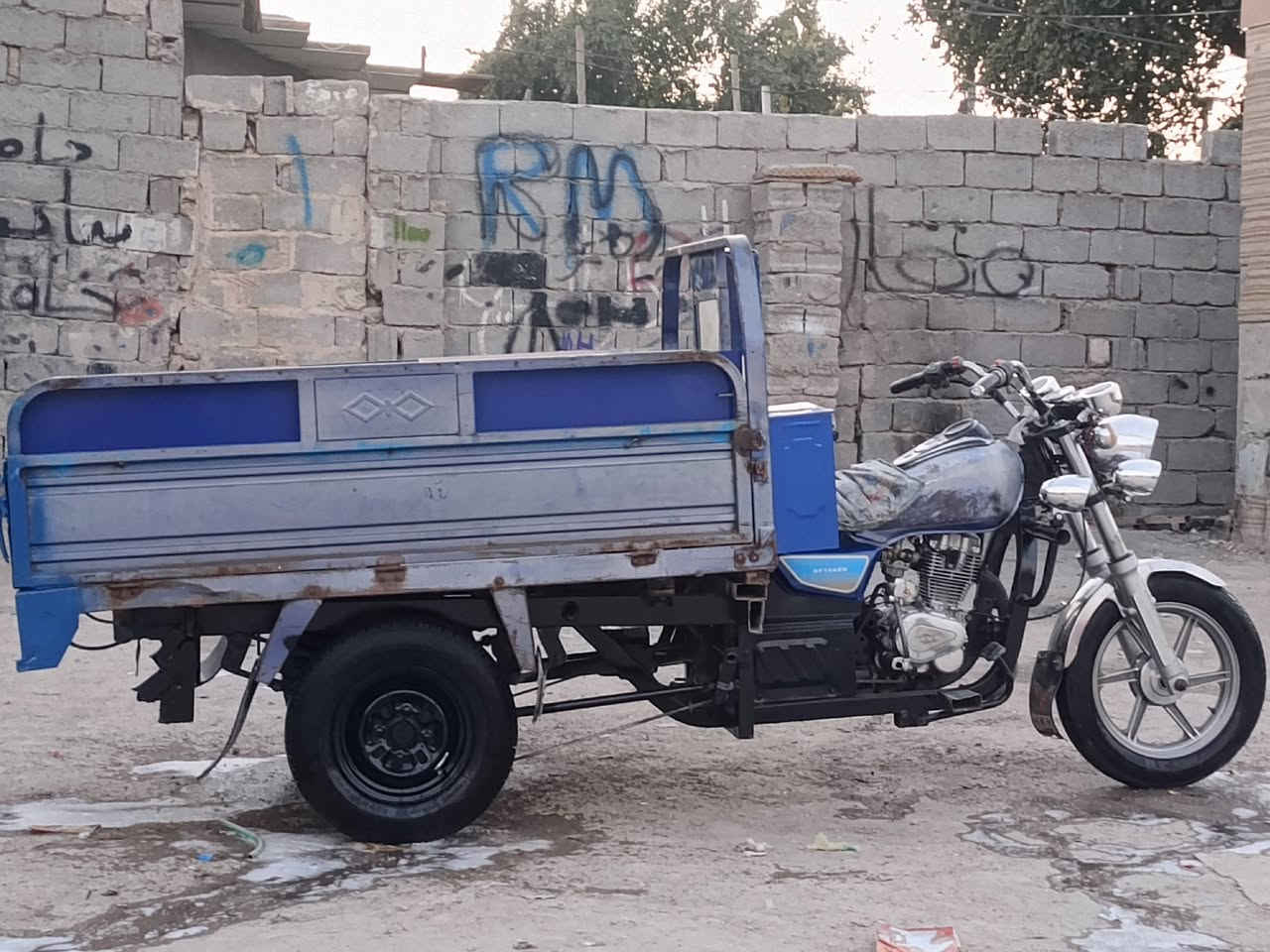 السلام عليكم ستوته للبيع موديل 15 محرك 23 بيها باج بالرقبه بكاني كربلاء حي الغدير***********
