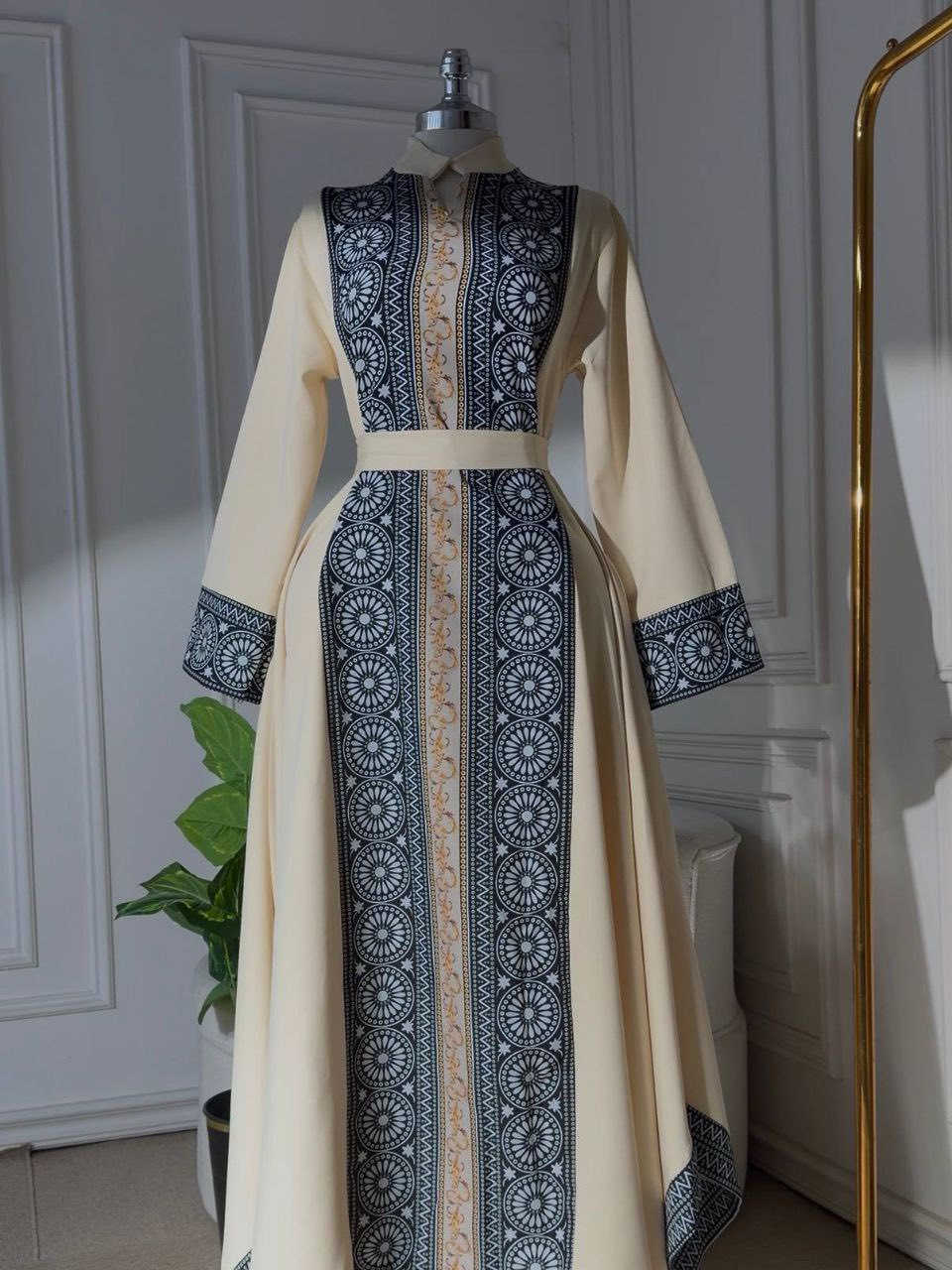 إن هذا لرزقنا مآله من نفاد ✨#❤️ 
قياس 38/40/42/44/46/48
توصيل 5


**إذا كنت صاحب هذا الإعلان وتريد حذفه لأي سبب، رجاءا أرسل رسالة إلى الدعم الفني**