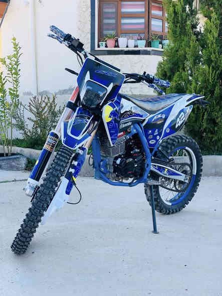 السلام عليكم موطور قفازCRXللبيع محرك350ccاربع ولفات موطور نشاط فول ادفع سعر عجبني ابيعك موطور خير من الله المكان جنوب الموصل قريه السفينه الشراي يجي خاص او يتصل ***********
