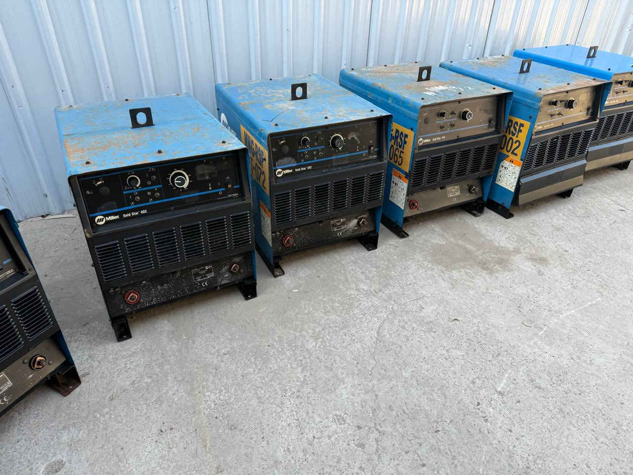 مكانك لحام 402 تلحم جميع المعادن 
*********** 
واتساب
