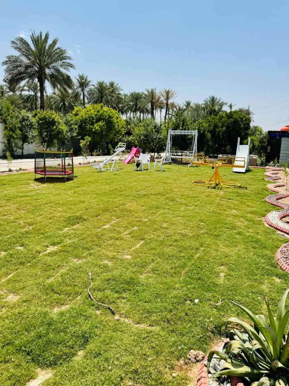 تتوفر مزرعه في بلد بسعر مناسب للحجز ***********
