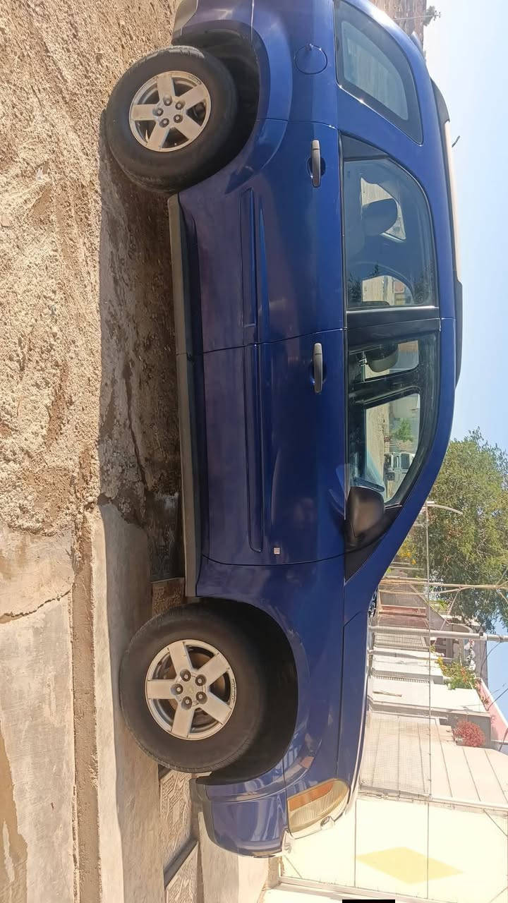 سيارة شوفر كونكس امريكي موديل 2007 مكفولة من الضربة والصبغ والتبديل  ***********
