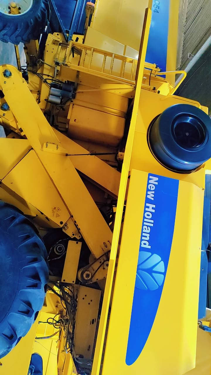 سلام عليكم 

حاصده نيهولند موديل  2005.رقم 
نينوئ 
مديومه.تعمير  عل حصاد شرط 
حاصده. نظيف جدا نبر وان.  
بمحافظة نينوئ  ماكو اختها. ولا يتواجد مثلها.  نظيف جدا 
بدئت. موسم الحصاد  في سنه. 2014
قبل. سنه ال 2014. الحاصده. ماحاصده. 
وظع شركه. زيروو. 0 
والحاصده.  كلها وظع. شركه. 
عنوان. الحاصده.  الموصل.  محافظة نينوئ 
للتواصل. والاستفسار علئ هاذ الرقم 

***********
