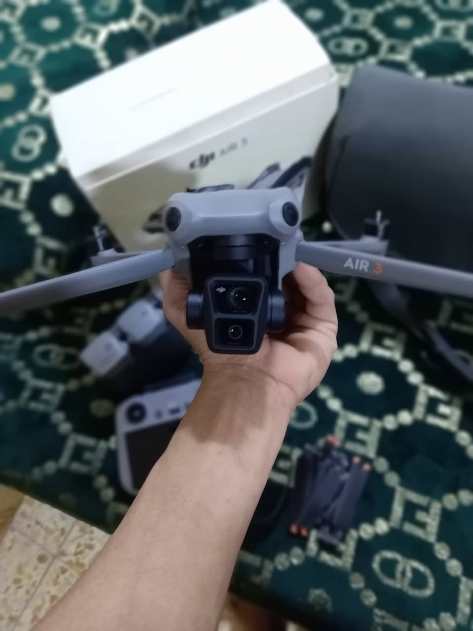 سلام عليكم درون لبيع لستفار ***********
