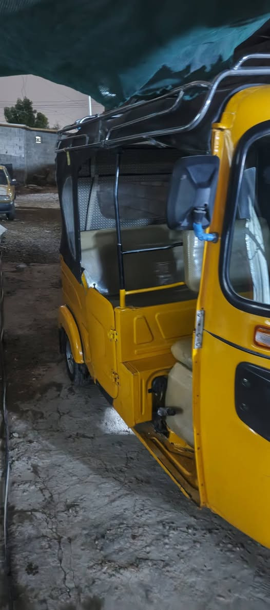 السلام عليكم تركتك اوراق المصطفى 22

شرط الترقيم اكفل ترقيم السعر 7,100 بيه مجال حك الجيه 
***********مكان بغداد مابيع لشري بياع
