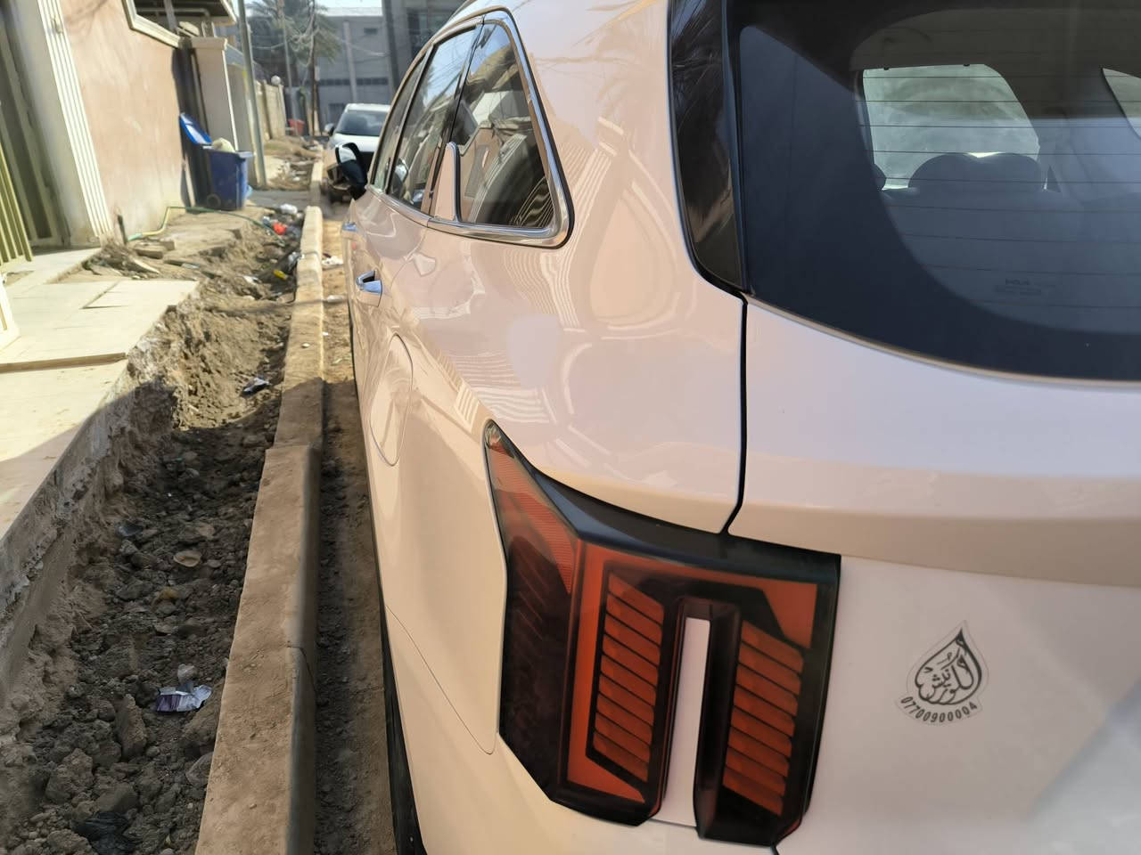 موديل 24 6سلندر 
ويل 19
مري شفط 
جنطه شفط 
ماشيه 37
قماره حديد 
كير ماوس
السيارة مغلفه كامل من الكشنات
كرسي كهربائي
اريد مراوس بيك يم 24 او 25 افنجر او عادي 
***********
