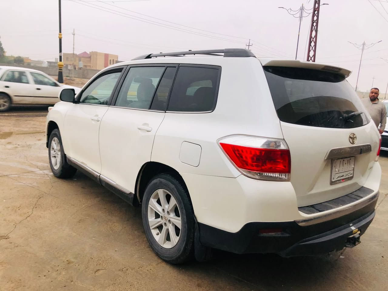 السلام عليكم
للبيع هايلندر ٢٠١٣ محرك ٦ سلندر ٧ راكب نضيفه الضرر قطعتين فقط التبريد ٣ قطع صندوق كهربائي 4*4 السعر ١٩٥ وبي مجال بسيط جداً 

للاستفسار على هذا الرقم ***********
