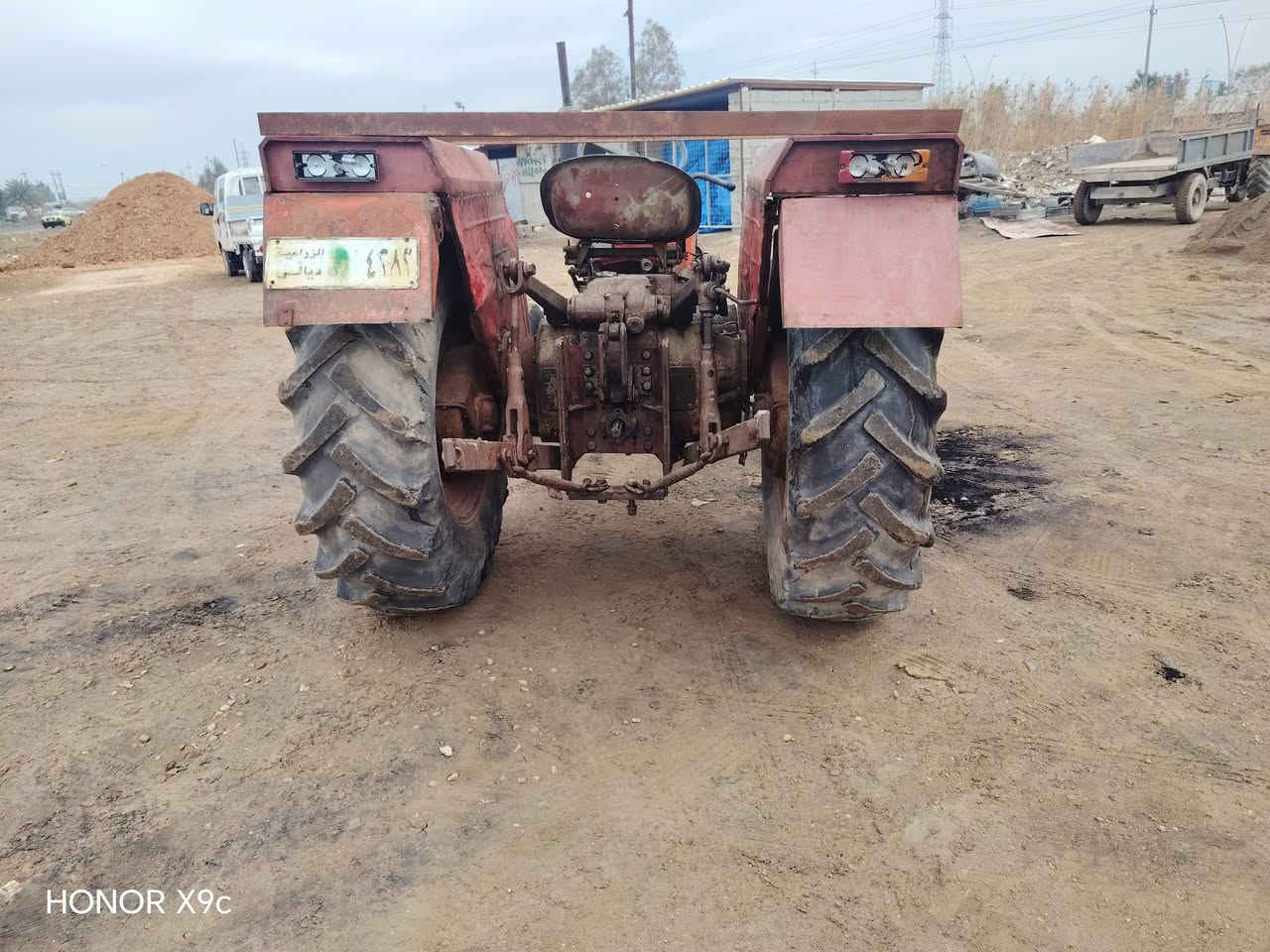 عنتر للبيع موديل 81تحويل سنويه صاقطه من 2018 مكان ديالى قرية الحديد إستفسار عل رقم ***********
