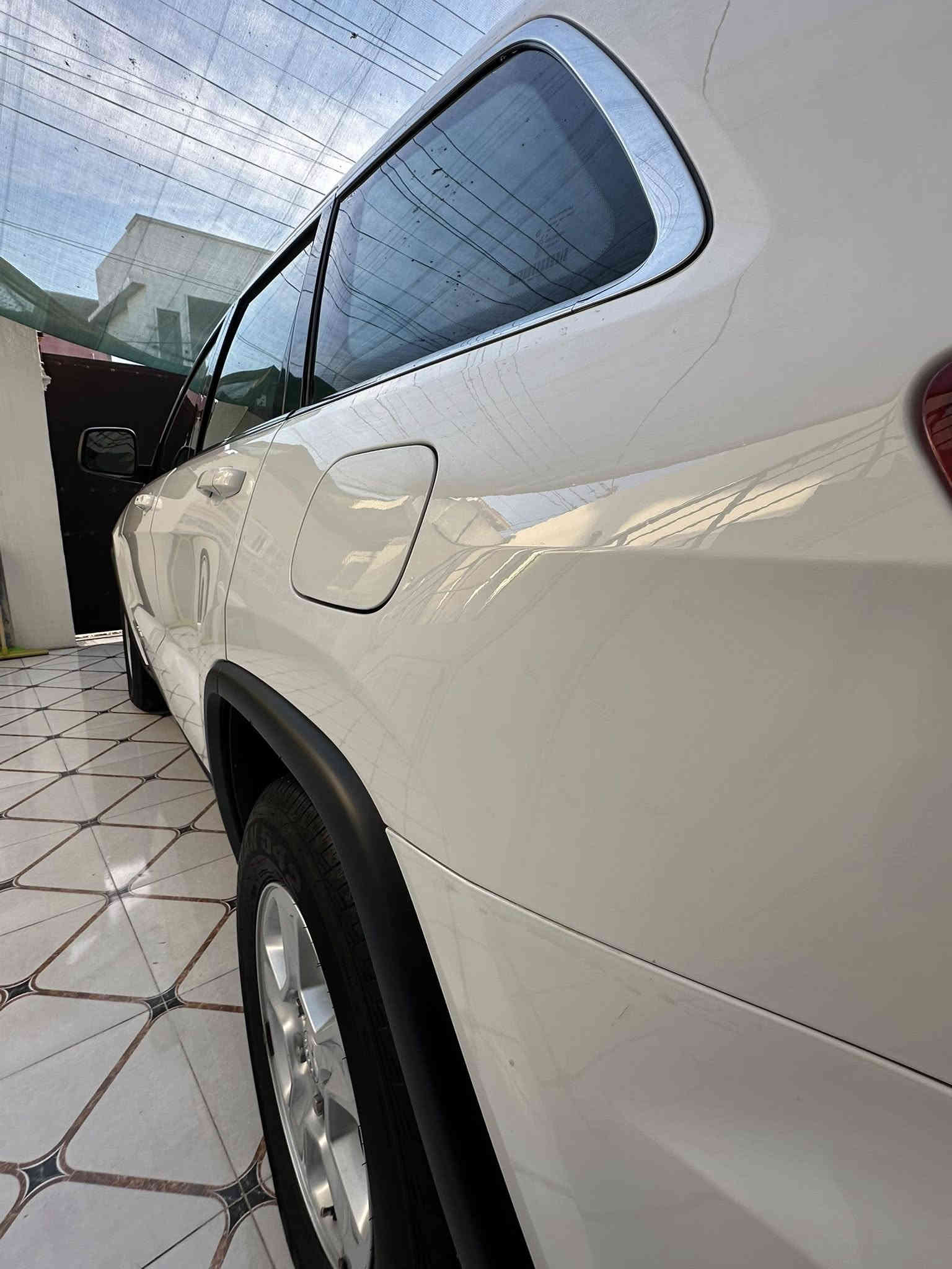 اسعد الله اوقاتكم بالف خير متابعينا الكرام  جيب  لاريدو  محرك 3600 ستة سلندر موديل 2015 رقم دهوك انكليزي  سنوية مجدد والهزة جديدة ماشية  110 ميل ومحرك ممفتوح سيارة جديدة بمعنى الكلمة مابيها لاصبغ ولابارد حتى السونار موجود سعرة  225 ورقة بي مجال بسيط للشراي مال حك جية تيجي يمي عين غطة عين افراش اخدمك شراي يخابرني بيك خير او تدلل
***********
