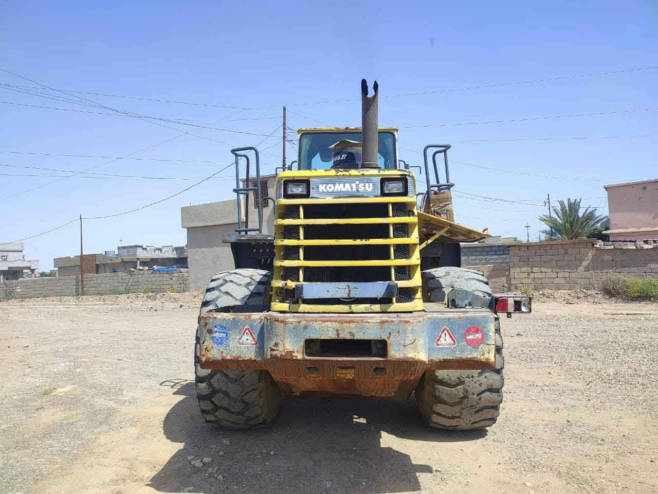 السلام عليكم 
#شفل__كوماتسو_للبيع
كوماتسو  حجم 420 منفيس
محرك كمنز 114
كير اكسل شرط مامفتوح 
ملاحضه بم الرفع بي ضعف 
السعر اتصل وتدلل
أرقم 
متواجد خاص ***********
