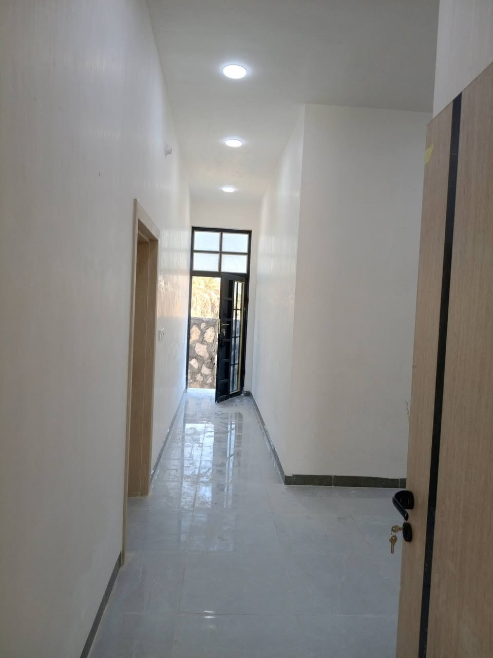 سلام عليكم متابعينا الكرام جانب من اعمالنه عرض خاص صبغ الداخل سعر المتر كرزته وعمل 2500 لتواصل ***********
