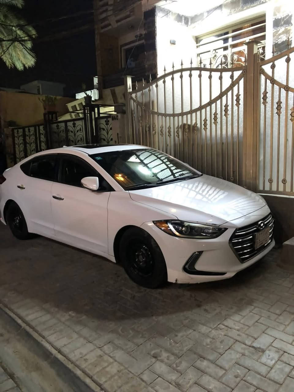 ٢٠١٧ لمتد اعلى فئه بدون ايرباك بجم كبس بيها تقشير اقل شبر فقط مكاني بسيديه سعر ١٣٥ بيها مجال ***********
