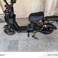 دراجه r8 للبيع عوزه فقط بطاريات 2 عطلانات و3 جدد سويجات 2 و كرت بصمه 2...