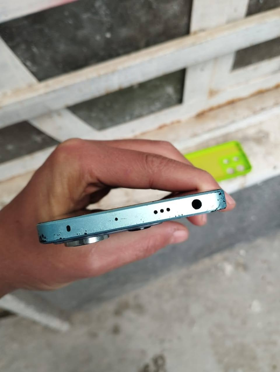 سعر 145الف/ريدمي نوت 13 برو 5G موصفات جهاز ذاكره 512 رام 24 كامره 200 ميكه بكصل بي مثبت بصري بطاريه 5100 يدعم شحن 67 واط شحن سريع شاشه املد معالج سنابدراجون جنتو جهاز موصفاته كلش قويه بوبيجي 60 افريم اجدي ار جهاز نضيف بس ضهره مكسور عنوان بغداد مدينة الصدر رقم هاتف يتواجد بس واتساب ***********
