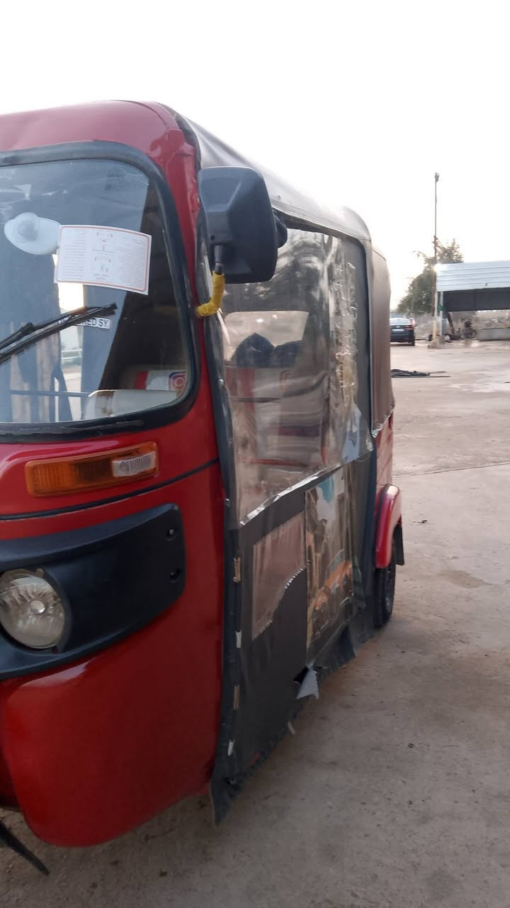 تكتك باجاج موديل 18محسوبه على19 امعمرة من الاخياسات  اومصبوغه جماليه مسجل جديد تايارات جدت جامه جديده جادر جديد تكتك نضيفه خير من الله كبل للشارع رقم  لوحات اثنين رقم انكليزي تحويل ثاني يوم مكان ديالى الخالص الشراي يتصل 
***********
