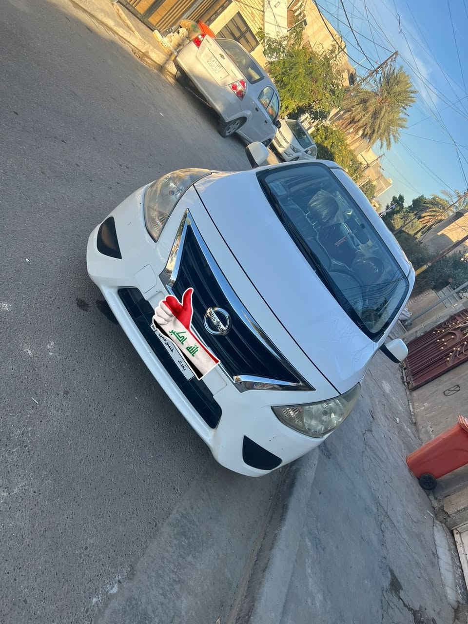 السلام عليكم سني هندي لبيع 20018السياره مكفوله بيه ملاحضات اخوان اني مكلف بل نشر رقم بغداد ماشيه 200  السعر 100 وبيه مجال رقم صاحب السياره ‭0771 613 9922‬ السياره موجوده بغداد بل غزاليه ماجاوب عله التعاليق مكلف بل نشر
