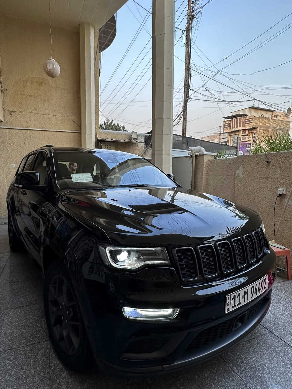 سلام عليكم
جيب كراند شيروكي فئة ال  S اس ( خـليـجـي ) ام رادار 

‏‎موديل 2020  فول مواصفات وكالة هارلم ام ضمان 

المحرك : V6.  3.6L ‎  

رقم بغداد الجديد بسمي تحويل ثاني يوم  ؟

سياره مكفوله عدا بارد بباب السائق مكدار شبر 

‏‎ ماشيه 45 الف ميل  حقيقي شرط فحص 

سياره جديده جدا ارضيات الشركه بل جيس 

سياره جديده استخدم شخصي و قليل 

‏‎ السيارة وكالة  داخل اسود بلادي 📍🖤

لون اسود سياره جديده بمعنى الكلمه 

‏‎* المواصفات :

‏‎*رادار امامي وجانبي 

‏‎* نقطة عمياء .

‏‎*داخل جلد 

‏‎* دفع رباعي 4x4 . 

‏‎* فرش المقاعد من الجلد . 

‏‎*صفي المقاعد الأمامية كهربائية .

‏‎* ذاكرة لحفظ وضعيات الجلوس . 

‏‎* صفي المقاعد الأمامية مع تدفئة . 

‏‎* صف المقاعد الخلفية مع تدفئة . 

‏‎* ويل قياس 20 انج .

‏‎* مقود السائق كهربائي . 

‏‎* تدفئة ستيرن . 

‏‎* سقف بانوراما .

‏‎* شاشه كبيرة 8.4 انج .

‏‎* نظام الملاحة (GPS) . 

‏‎* نظام خاص للطرق الوعرة . 

‏‎* مصابيح امامية زنون . 

‏‎* المصابيح الأمامية مع LED لايت . 

‏‎* كشافات ضباب بروجكتر زنون . 

‏‎* تشغيل عن بعد .

‏‎* صندوق كهربائي .

‏‎*  حساسات أمامية . 

‏‎*  حساسات خلفية .

‏‎* كاميرا خلفية .

‏‎* بخاخ ماء لتنظيف المصابيح الامامية .

‏‎* مرايا بخاصية التعتيم الذاتي . 

‏‎* مرايا جانبية قابلة للطي . 

‏‎* بلوتوث تلفون . 

‏‎* محدد سرعة . 

‏‎* نظام تشغيل واطفاء اوتماتيكي للمحرك للتوفير من صرف الوقود . ( Auto Start System ) .

‏‎* نظام بريك اوتماتيكي ( Auto Break System ) .

💲 345 مع المجال

‏‎للاستفسار اكثر ***********

مكاني بغداد
