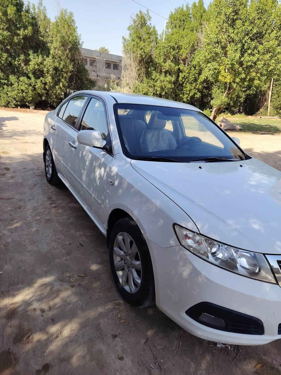 للبيع كيا اوبتيمه ٢٠١٠ خليجي كفاله عامه مكينه ما مفتوحه رقم قادسيه بسامينه الديوانيه عفك السعر ب١٢٧ وبيه مجال
***********
