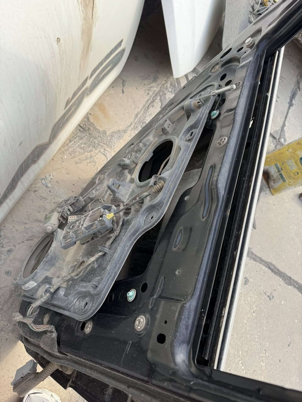 سلام عليكم  بيبان جيب شيروكي سبورتج وبرادو سورنتو  ال بيع  بكاني بغداد شعب ستفسار تصل ***********
