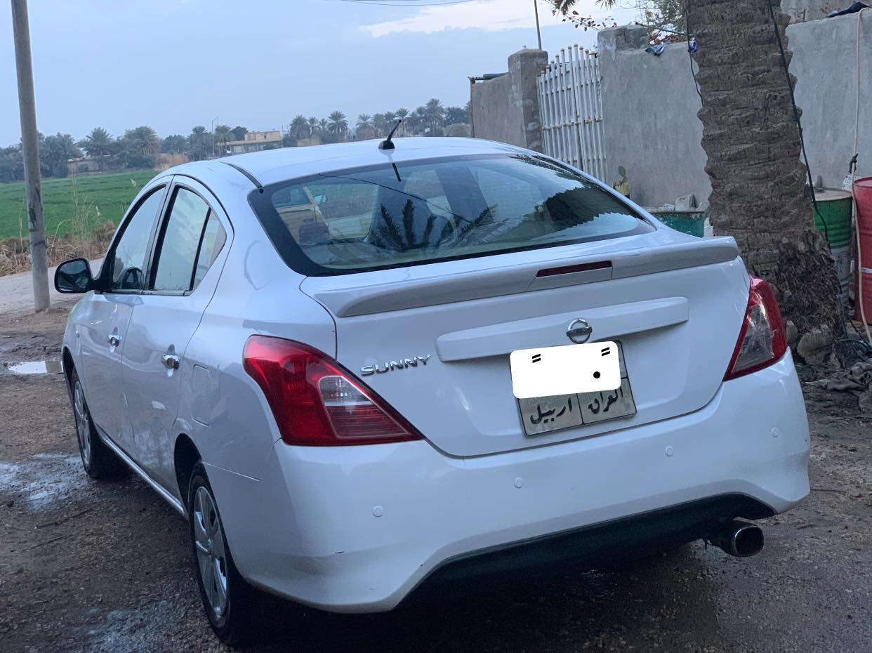 🚗 للبيع: نيسان صني 2019 - وردة مال الله
يا الله، خير من يستفتح به..
أخواني وأهلي، عندي هالسيارة "نيسان صني" موديل 2019، نظيفة وحلوة ومال بيت. السيارة مو بس حديد، لا والله، هاي رفيقة درب ومعدلة.
📝 مواصفات السيارة:
• الموديل: 2019.
• الرقم: أربيل (أصولية ونظيفة).
• المحرك: خير من الله، كير ومحرك "شرط الفحص" وناعم مثل الحرير.
• التبريد: ثلج، ينسيك حرّ تموز وآب.
• الداخل: نظيف وجديد، لا شخط ولا خلع.
• البدي: [سليم فقط بارد بالباب]، والسيارة كشرها يلمع.
💡 ليش تشتريها؟
السيارة اقتصادية حيل، تشم البنزين"، وتتحمل طرقنا وحفرنا. سيارة مال كسبة ومال عائلة، دك سلف وتوكل لوين ما تريد، ما تگول "أخ".
السعر: 100 ورقه وبيها مجال للطيبين
العنوان : نجف عباسيه
للتواصل : ***********
