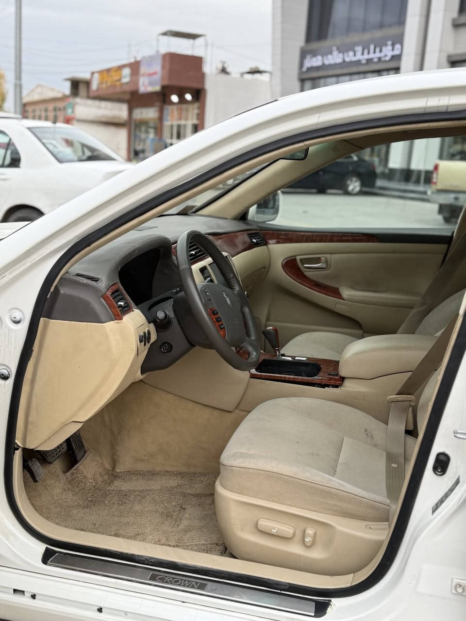 شاهينه
موسس ٢٠٠٦١٨٢ گيرو مه كينه گه وره بيدوكه ل دوو دگمه تايه و ويلي تازه تازه داخل مه سرف كراوه گلوپي شاشه ئيش ناكات ناو زه رد لايت ناوچه ى كوير هه ردوو كوشن كاره با به سمه ره ساسي كاميره و شاشه بي ته قه و ره قه ١٦٣٠٠٠روشتوه سعرى ٦٦نمونه له جوانى ***********
