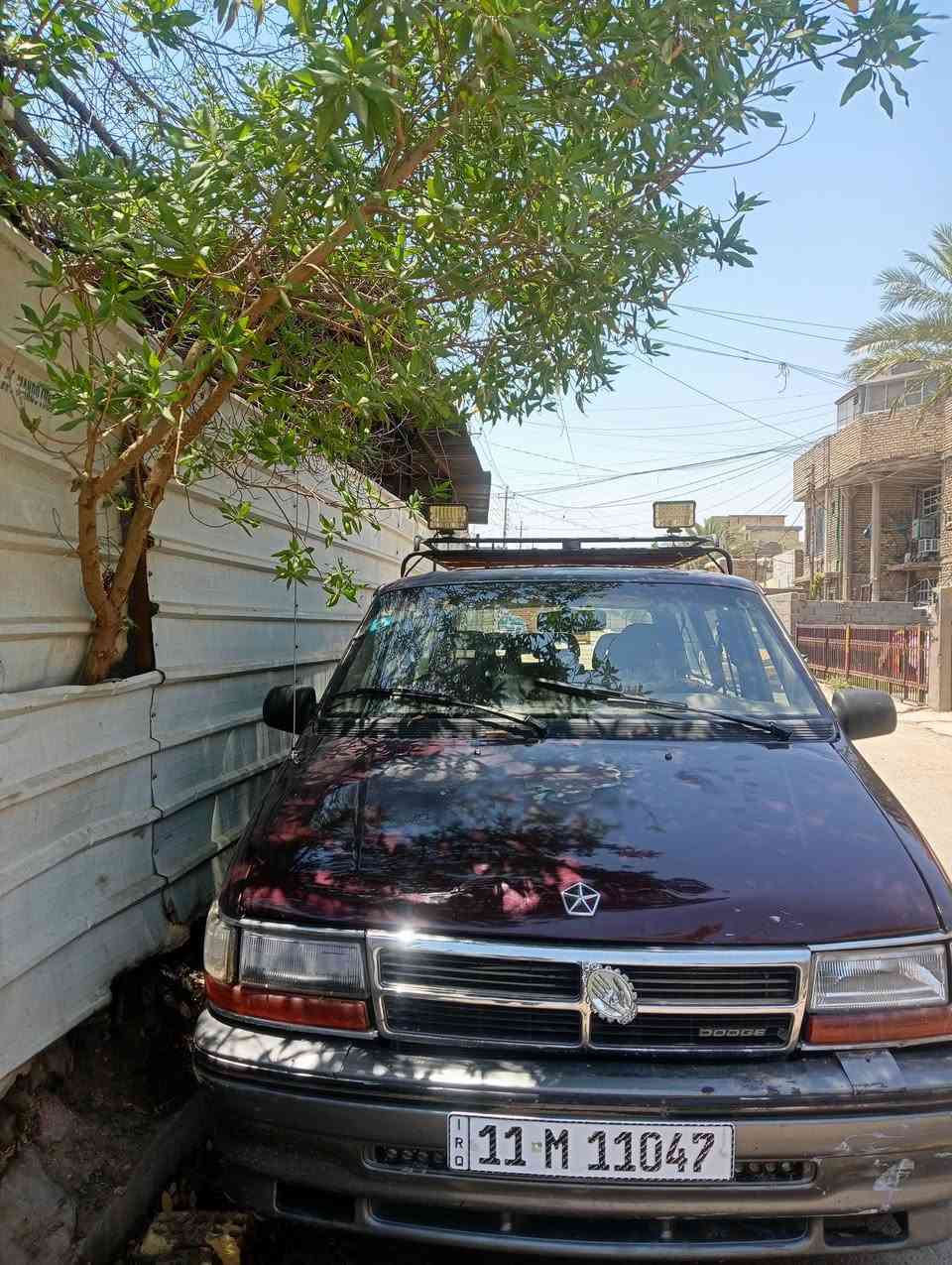 السلام عليكم دوج طويله كير ومكينه كامري ابو الچف 2000 رقم بغداد هزه جديده سنويه لل29تنتهي بااسمي السعر 36وبيه مجال الشعب بغداد غرفته حلوه ***********
