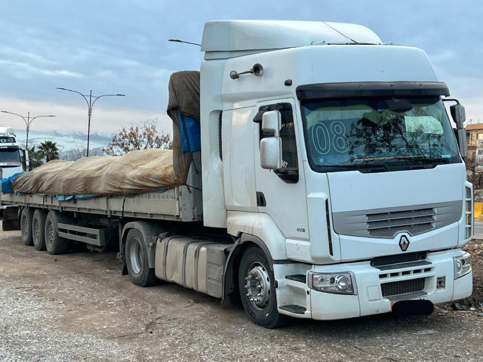 ڕینۆ/مەکینە ڤاڵڤۆ
مۆدێل2008 مواسەفات هاڤ ڕیتایدەر بۆیلەر تۆماتیک تبرید
سەنەوی تا 2030 تازەیە عەرەبانە کۆجێڵە ڕەبتە لەسەری سەیارەکە بێعەیبە سعر225       ژ.م***********
