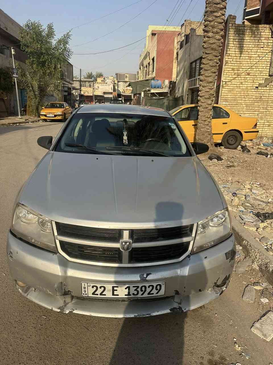 السلام عليكم
دوج افنجر ٢٠٠٨ سيارة مصبوغة حزام اثر جراد 
صدر ٨٠ ٪؜ تايرات جدد تبريد شغال .. منظومة غاز محوره
دوشمه جديده اليوم شديها 
سعرها ٥٠ وبيها مجال 
***********
