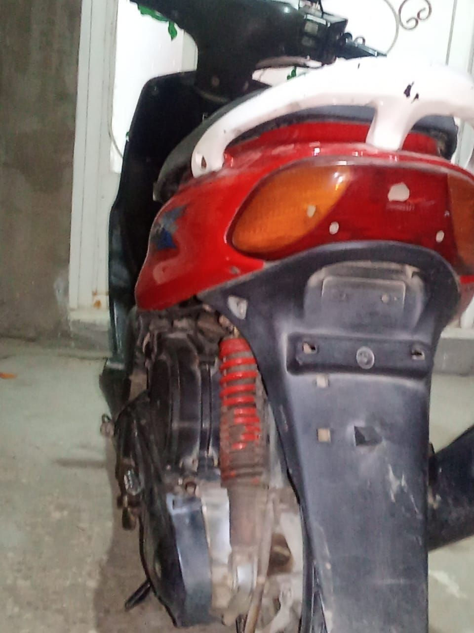 السلام وعليكم
ماكس قجمه 120 
للبيع للبيع
دراجه محرك ممامفتوح كفاله
مكاني بغداد دوره
بس شويه كفرات رادلها ترتيب
سعرها 350
وتساب ‏‪***********‬‏
