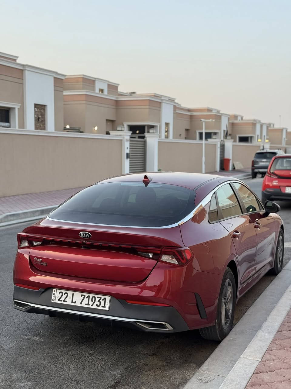 كيا كي فايف 
موديل K5 2021  LX
رقم اربيل وكالة تحويل
ماشية 63 الف ميل 
حجم المحرك 1600 تيربو
حادثهه موضح بالصور بدون تبديل اي قطعه 
صبغ فقط جاملغ ونصف البنيد
ايرباك بردة فقط
مواصفات
نظام تنبيه حركه السيارات
توقف ذاتي  
 رادار أمامي  
 رادارات جانبيه 
رادارات خلفيه
 نظام تحديد مسار
 قيادة اليه
 نظام ذكي
 مانع انزلاق 
مثبت سرعه 
فتح صندوق ذكي 
السعر 148 وبي مجال بسيط للشراي
مكان السيارة البصرة مدينة النرجس 
للاستفسار ***********
