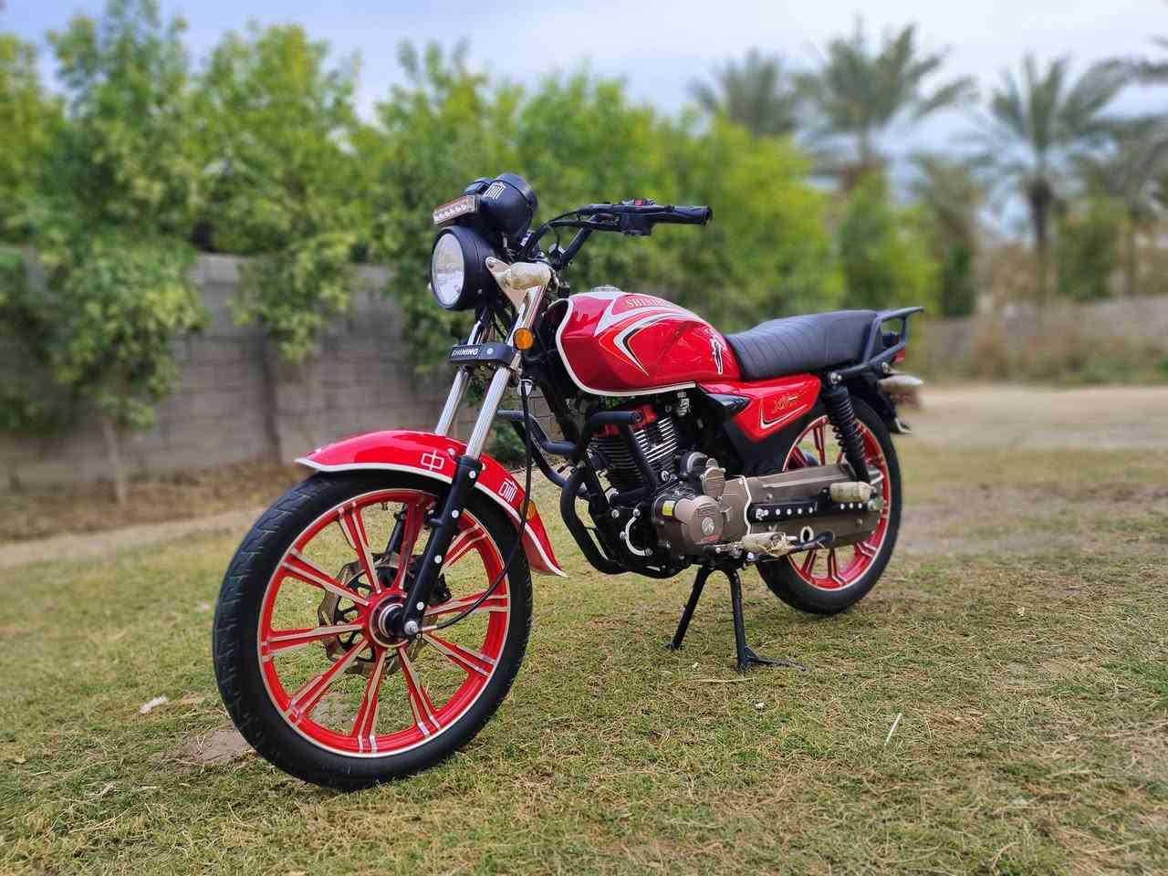 سلام عليكم دراجه شانك للبيع موديل ٢٥ جديده وكفاله عامه بعدهي زيرو اوراق كامله مكاني بابل مشروع  سعر ب٨٥٠وبيه شويه حك جيه ***********
