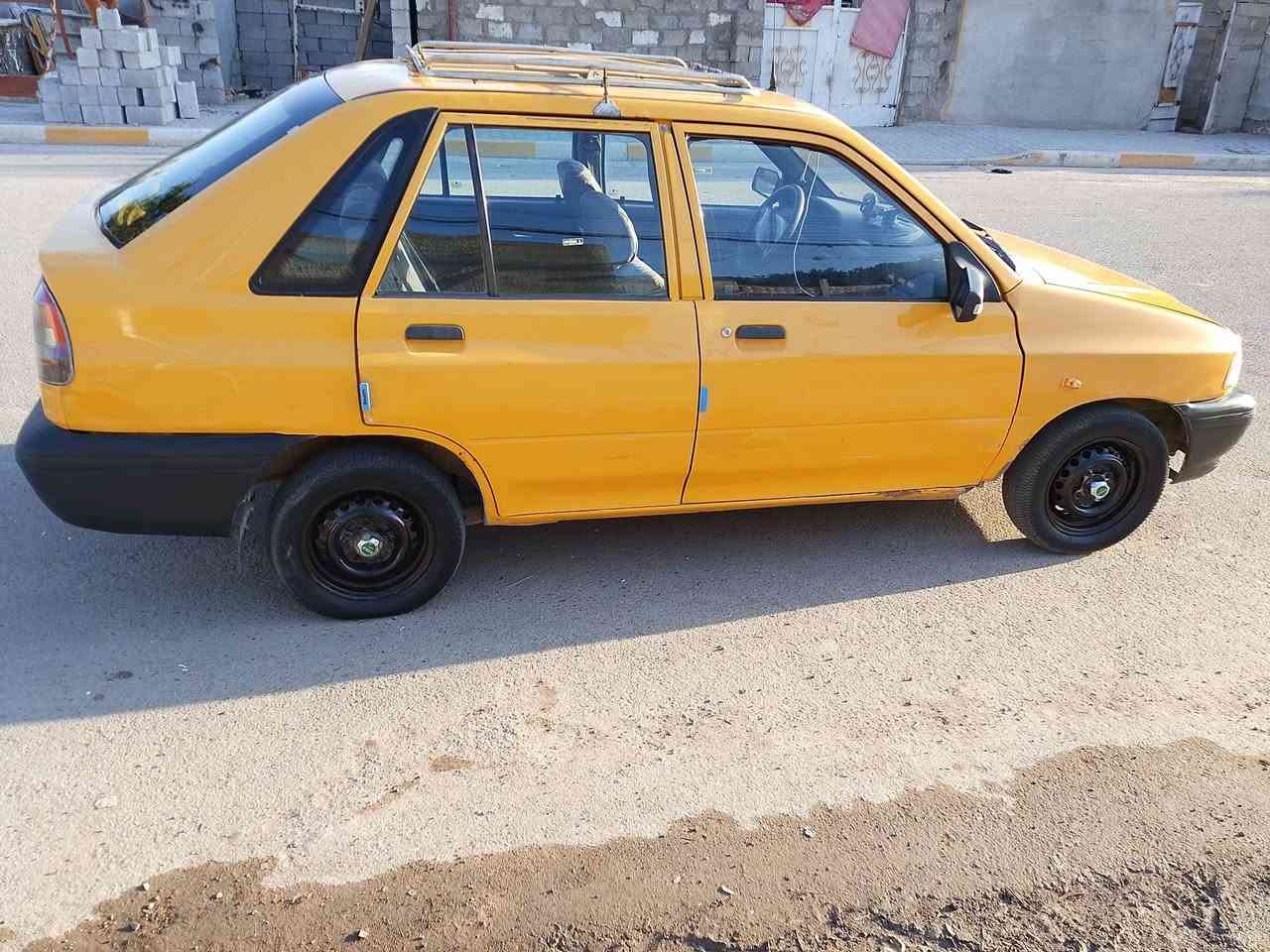 سلام عليكم  سايبه للبيع  موديل 10 سيارة جهازة
باتري جديد 
تخم تاير
تبريد شغال
دوشمة جديدة 
شواصي جديد ما بيهن اي شي
المكينة بداية تنقيص بدون دخان 
سيارة حيل نظيفة احلة من الصورة 
عنواني بغداد (***********) سيارة رقم بغداد باسمي
