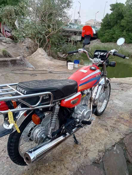 للبيع نامه شلامجه اوراق اصولي الشاصي ارشا 21 وكيل احمد شهاب الدراجه معمره 25 مامفتوحه مكفوله من كلشي العنوان ديوانيه مركز سعرها 1050 بيها مجال بصيط مامتواجد علفيس ***********
