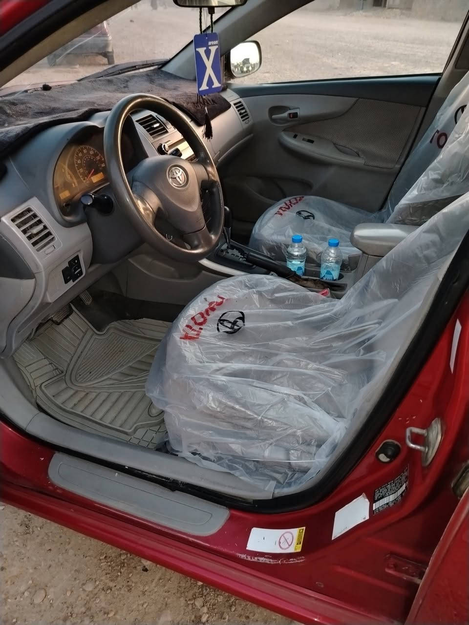 السلام عليكم للبيع كورله وارد أمريكي موديل 2009 رقم بغداد محرك 1800 نظيف وكير نظيف تخم تاير نظيف صدر امامي خلفي نظيف بجم كبس مصبوغه حزام جماليه بيها تبديل قطعتين والباقي ليبل واحد تحويل مباشر مكان السياره الانبار فلوجه الاتصال على الارقام (***********)ك (***********) للبيع فقظ يعني ماا اراوس السعر 97 مجال
