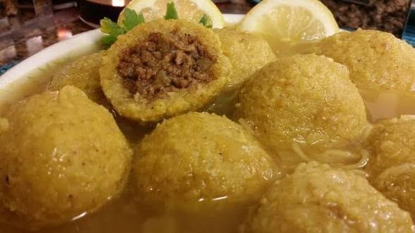 ع بركة الزهراء نستقبل طلباتكم لوجبة العشاء أطيب تشريب كبة برغل جدر مطبوخ وجاهز شغل بيت ونظيف الله شاهد الجدر يحتوي ع 10 قطع حجم عائلي السعر 7 تردون اصفر او احمر حسب طلبكم توصيل داخل السماوه  
 فقط الحجز مراسلة الحساب


**إذا كنت صاحب هذا الإعلان وتريد حذفه لأي سبب، رجاءا أرسل رسالة إلى الدعم الفني**