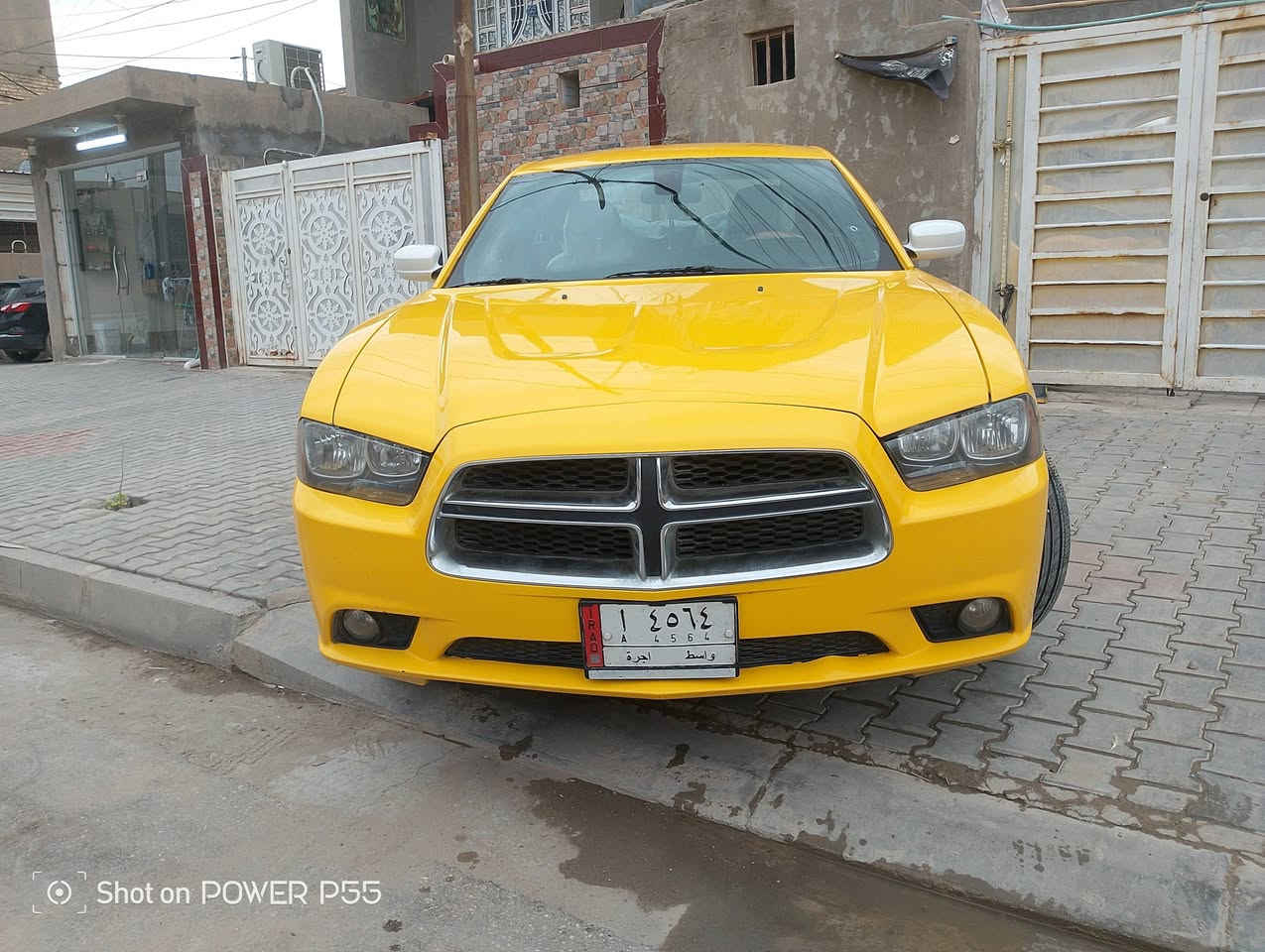 السلام عليكم
جارجر موديل2012جاهزه واحله من الصور  ع الاخر خط وبحث وبسمنه
سياره وارده جاملغ امامي بدون دواخل 
***********
